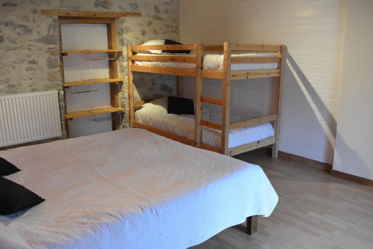 Gites Tre Le Grenier Les Moussieres Zewnętrze zdjęcie